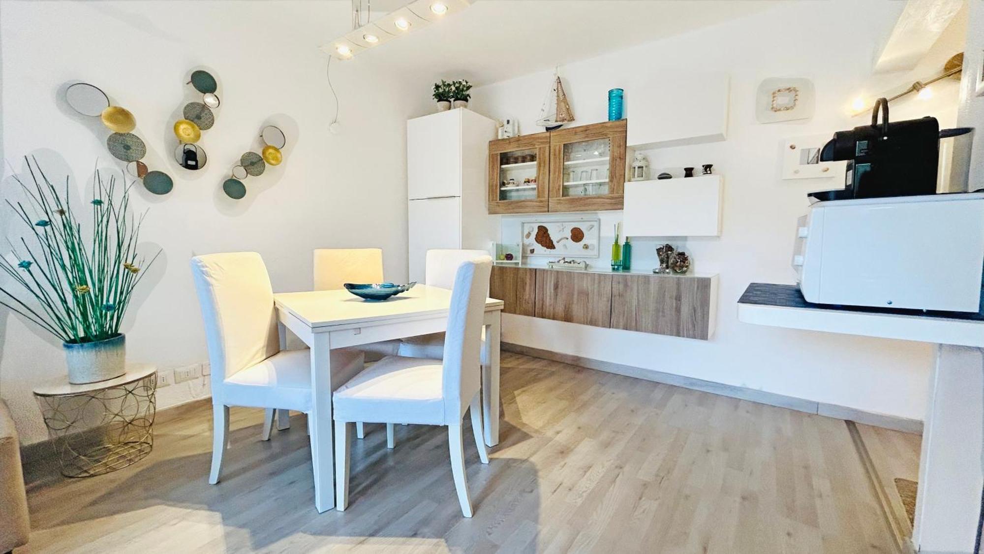 Deluxe Apartments In Порто Ротондо Екстериор снимка