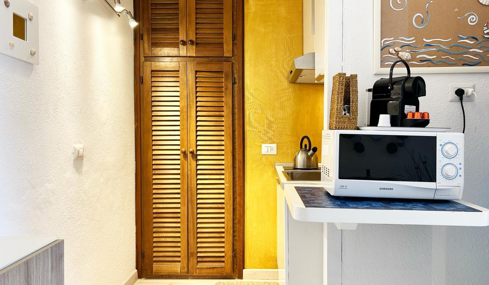 Deluxe Apartments In Порто Ротондо Екстериор снимка
