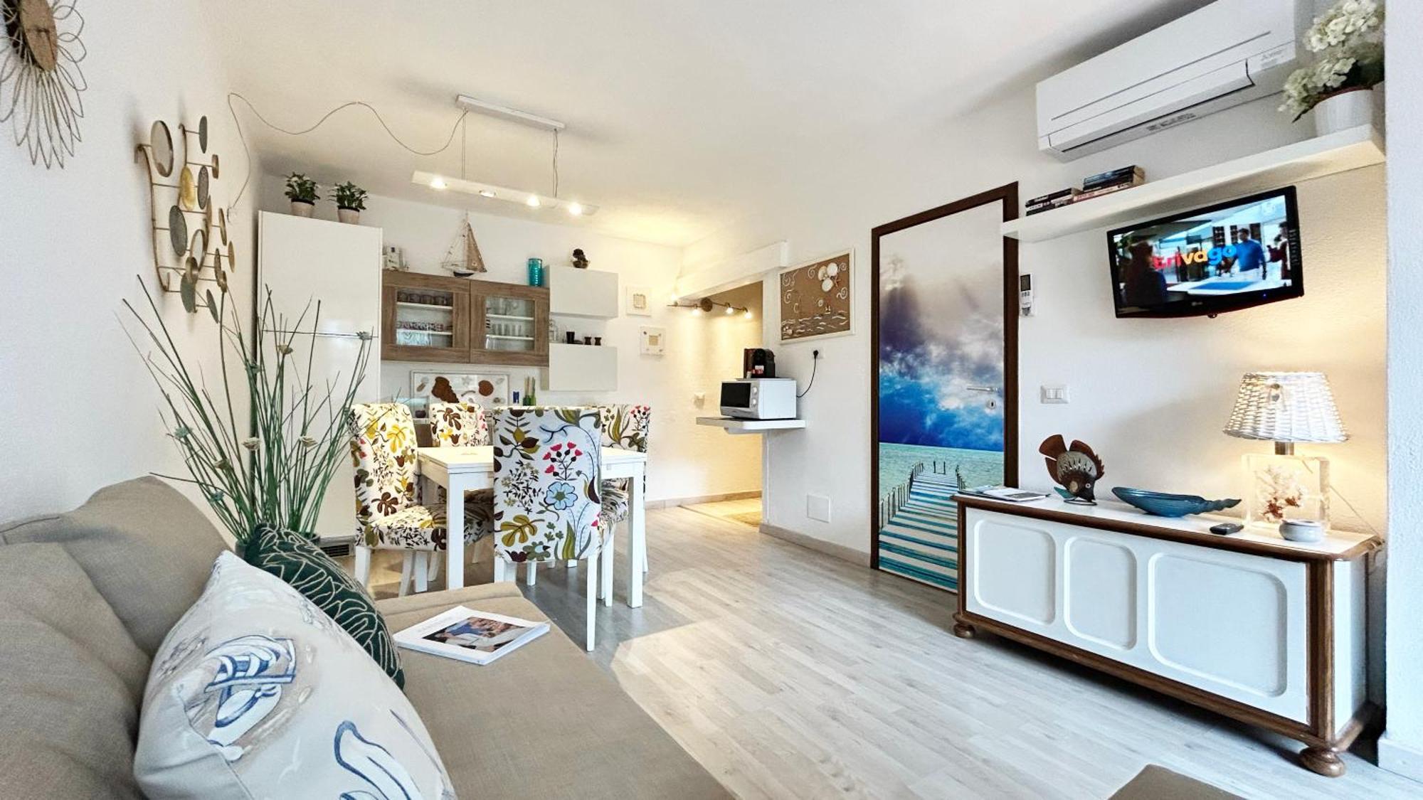 Deluxe Apartments In Порто Ротондо Екстериор снимка