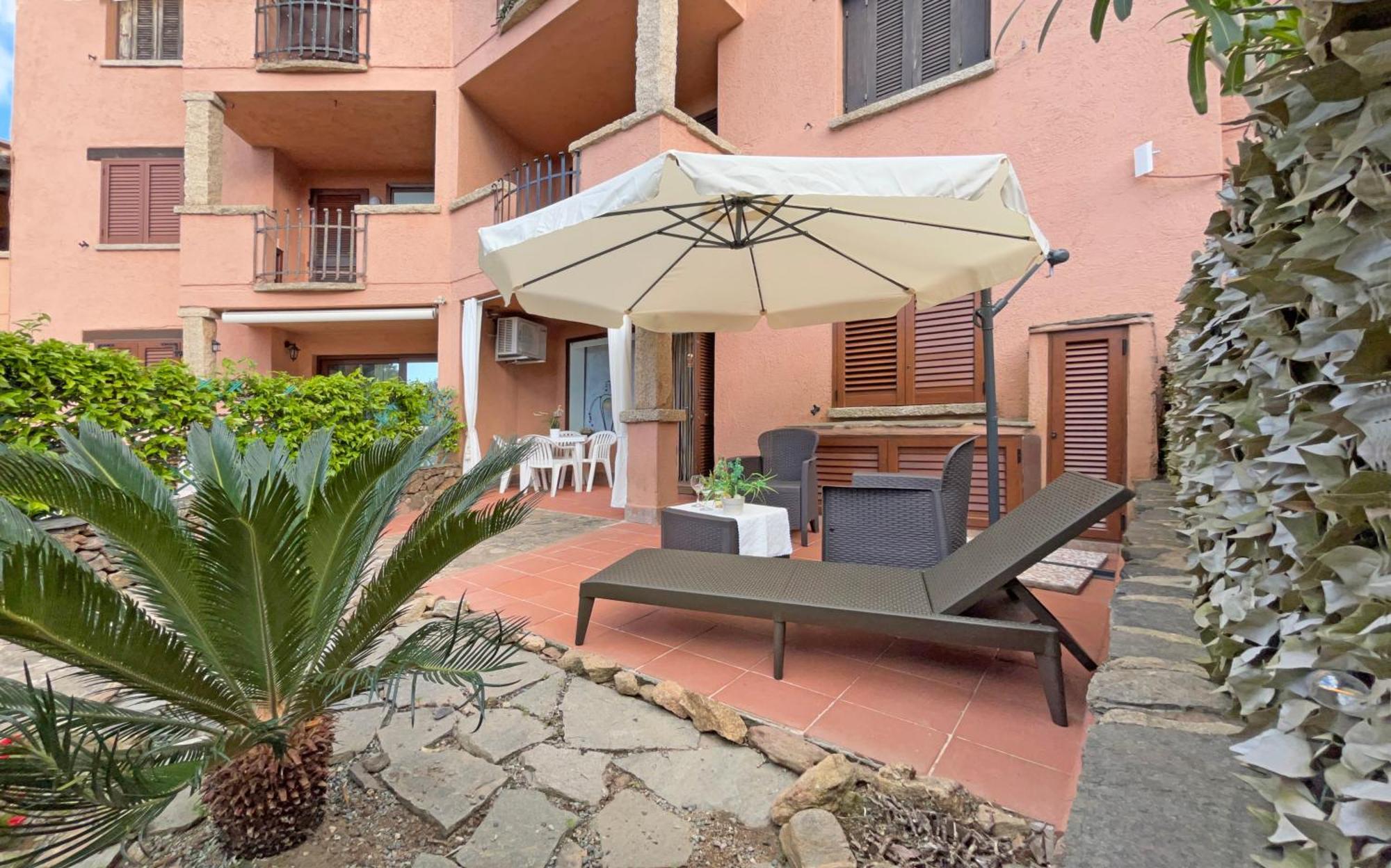Deluxe Apartments In Порто Ротондо Екстериор снимка